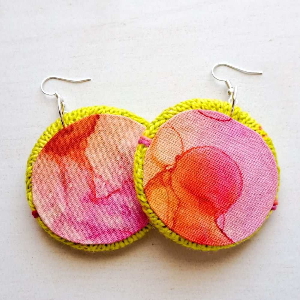 Hand Crafted Multicolor Crochet Round Earrings with Teal Star Accent - Picture 4 of 16